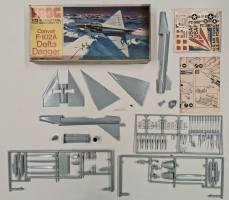 Thumbnail KINGKIT MODEL SCRAPYARD FROG F286 CONVAIR F-102 A DELTA DAGGER CRACKED DECALS