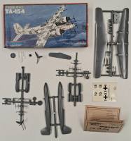Thumbnail KINGKIT MODEL SCRAPYARD PIONEER 2 4001 FOCKE WULF TA154 CRACKED DECALS