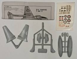 Thumbnail KINGKIT MODEL SCRAPYARD AEROCLUB DH VAMPIRE T MK 11  INCOMPLETE   NO BOX 