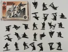 Thumbnail KINGKIT MODEL SCRAPYARD AIRFIX 51579 MODERN U.S. NATO MODEL FIGURES SERIES 2 TOO MANY FIGURES