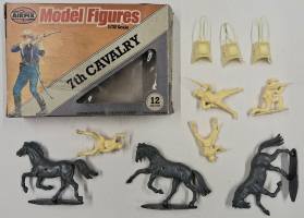 Thumbnail KINGKIT MODEL SCRAPYARD AIRFIX 51569-2 7TH CAVALRY DAMAGED