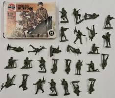 Thumbnail KINGKIT MODEL SCRAPYARD AIRFIX 51580 MODERN RUSSIAN EXTRA FIGURES DAMAGED BOX