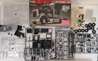 Thumbnail REVELL 85-2006 PETERBILT 359 Revell