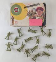 Thumbnail KINGKIT MODEL SCRAPYARD Airfix 51450 BRITISH PARATROOPS  INCOMPLETE 