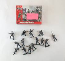 Thumbnail KINGKIT MODEL SCRAPYARD Airfix 02702 WWII GERMAN INFANTRY  Started 