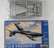 Thumbnail KINGKIT MODEL SCRAPYARD Revell 04104 CANBERRA B I 8 No decals/instructions