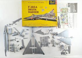 Thumbnail KINGKIT MODEL SCRAPYARD REVELL H-281 F-102A DELTA DAGGER  CRACKED DECALS 