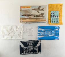 Thumbnail KINGKIT MODEL SCRAPYARD MATCHBOX PK-106 BUCCANEER S2B  DAMAGED BOX 