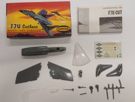 Thumbnail KINGKIT MODEL SCRAPYARD AURORA 496 F7U CUTLASS NAVY JET FIGHTER STARTED
