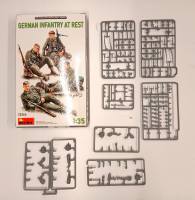 Thumbnail KINGKIT MODEL SCRAPYARD MINIART 35266. GERMAN INFANTRY AT REST INCOMPLETE