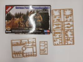 Thumbnail KINGKIT MODEL SCRAPYARD HOBBYBOSS 84404 GERMAN PANZER GRENADIERS VOL.1  INCOMPLETE 