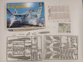 Thumbnail KINGKIT MODEL SCRAPYARD ITALERI 041 U.S. NAVY / U.S. MARINES A-6E INTRUDER  INCOMPLETE 