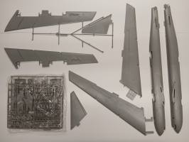 Thumbnail KINGKIT MODEL SCRAPYARD MONOGRAM 5709 B-52 STRATOFORTRESS  CRACKED DECALS 