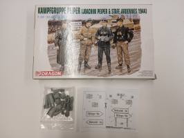 Thumbnail KINGKIT MODEL SCRAPYARD DRAGON 6088 KAMPFGRUPPE PEIPER  JOACHIM PEIPER   STAFF ARDENNES 1944   INCOMPLETE 