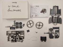 Thumbnail KINGKIT MODEL SCRAPYARD G-SCALE BULLDOZER STARTED