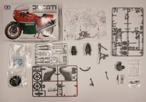 Thumbnail KINGKIT MODEL SCRAPYARD TAMIYA 14019 2200 DUCATI 900  STARTED 