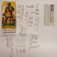 Thumbnail KINGKIT MODEL SCRAPYARD AIRFIX M210F OLIVER CROMWELL  INCOMPLETE 