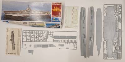 Thumbnail KINGKIT MODEL SCRAPYARD ITALERI 510 USS FORRESTAL INCOMPLETE