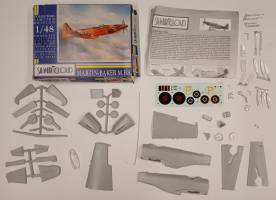 Thumbnail KINGKIT MODEL SCRAPYARD SILVER CLOUD 4820 MARTIN BAKER MB5  CRACKED DECALS 