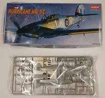 Thumbnail KINGKIT MODEL SCRAPYARD ACADEMY 2129 HAWKER HURRICANE MK.IIC NO INSTRUCTIONS
