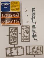 Thumbnail KINGKIT MODEL SCRAPYARD PREISER MINIATURFIGUREN 72507 TANK CREW THE GERMAN REICH  INCOMPLETE 