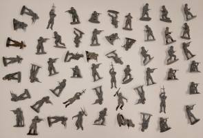 Thumbnail KINGKIT MODEL SCRAPYARD AIRFIX RUSSIAN INFANTRY  STARTED - 54 FIGURES 