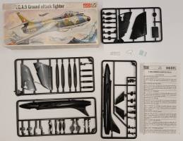 Thumbnail KINGKIT MODEL SCRAPYARD FROG F204 HUNTER F.G.A.9 GROUND ATTACK FIGHTER INCOMPLETE