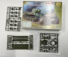Thumbnail KINGKIT MODEL SCRAPYARD ZVEZDA 3580 T-34/76  BROKEN MUDGUARD 