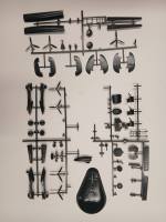 Thumbnail KINGKIT MODEL SCRAPYARD FROG F172 SHACKLETON DE-SPRUED