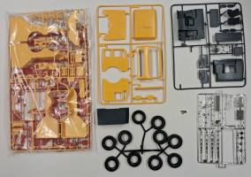 Thumbnail KINGKIT MODEL SCRAPYARD ITALERI 3808 MERCEDES-BENZ WRECKER TRUCK  INCOMPLETE 