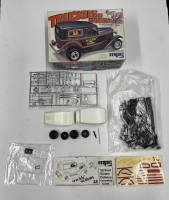 Thumbnail KINGKIT MODEL SCRAPYARD MPC 0727 TRUCKIN ON DOWN 32 FORD PANEL VAN CRACKED DECALS