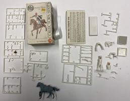 Thumbnail KINGKIT MODEL SCRAPYARD AIRFIX 02551-9 BRITISH 10TH HUSSAR  STARTED 
