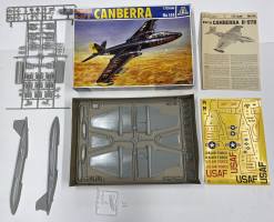 Thumbnail KINGKIT MODEL SCRAPYARD ITALERI 144 B-57B CANBERRA  CRACKED DECALS 
