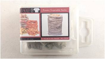 Thumbnail REALITY IN SCALE 35148 POTATO/VEGETABLE SACKS