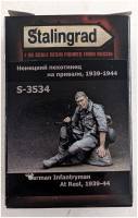 Thumbnail STALINGRAD S-3534 GERMAN INFANTRYMAN AT REST 1939-44